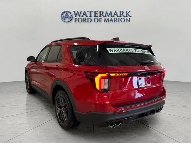 2025 Ford Explorer ST photo 3