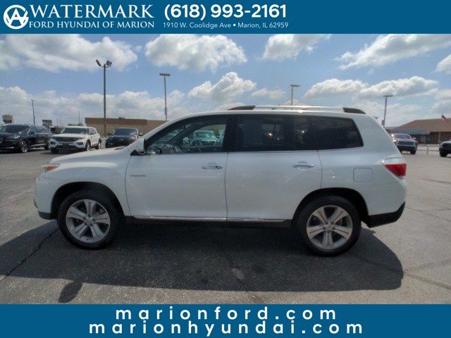 Used 2013 Toyota Highlander Limited with VIN 5TDYK3EH3DS098652 for sale in Marion, IL