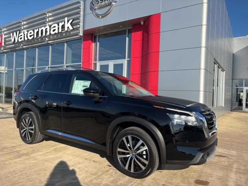 New 2025 Nissan Pathfinder Platinum SUV