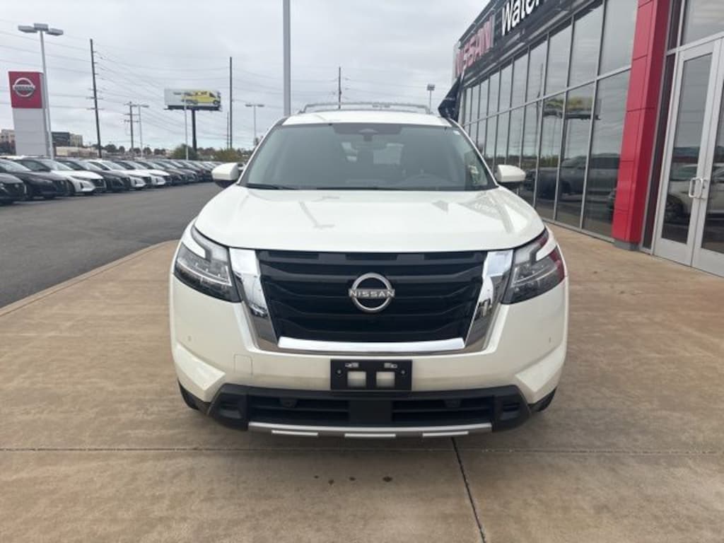 Certified 2024 Nissan Pathfinder SL SUV