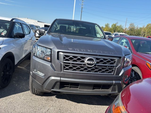 2024 Nissan Frontier SV photo 4