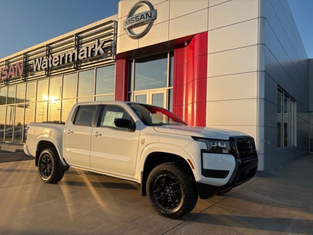 New 2026 Nissan Frontier SV Truck Crew Cab