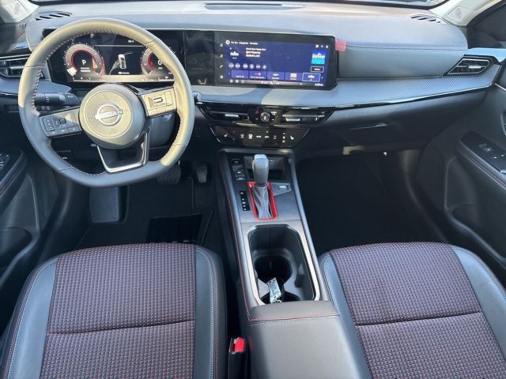 New 2026 Nissan Kicks SR SUV