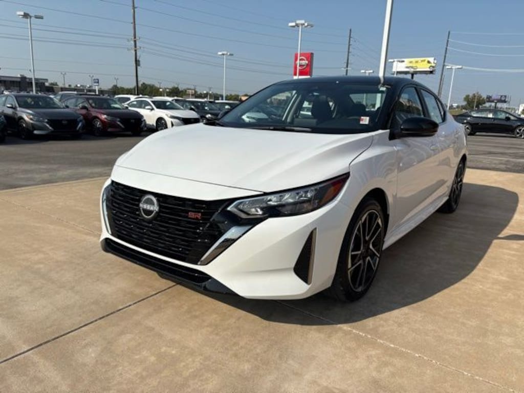 New 2025 Nissan Sentra SR Sedan