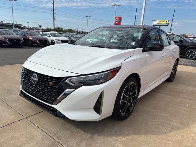 2025 Nissan Sentra SR photo 4