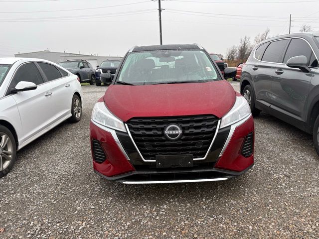 2023 Nissan Kicks SV photo 3