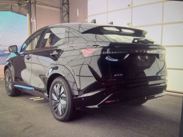 2023 Nissan ARIYA Platinum photo 2