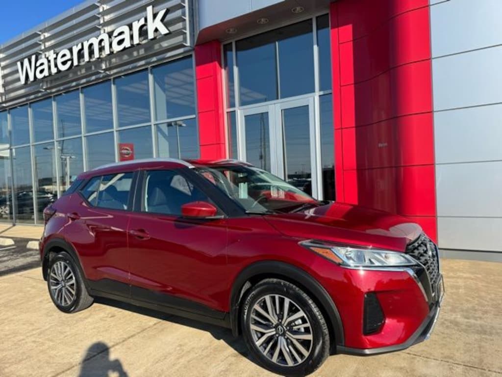 Used 2022 Nissan Kicks SV SUV