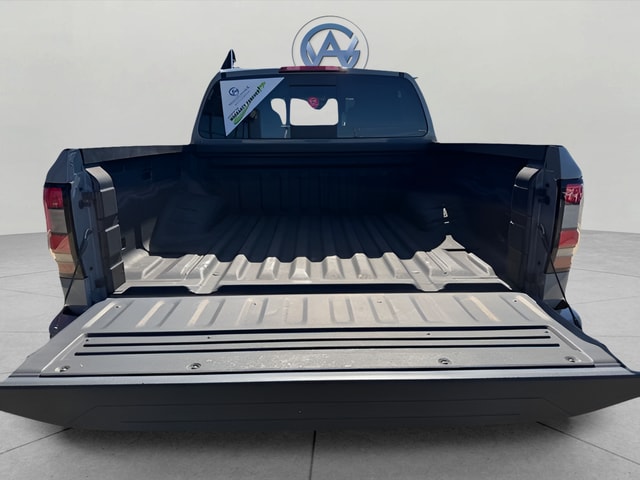 2025 Nissan Frontier PRO-4X - Photo 8