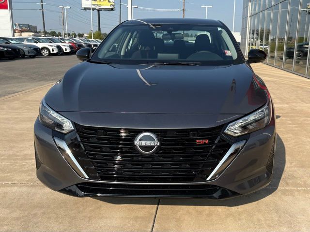 2025 Nissan Sentra SR photo 3