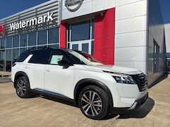 2025 Nissan Pathfinder Platinum SUV