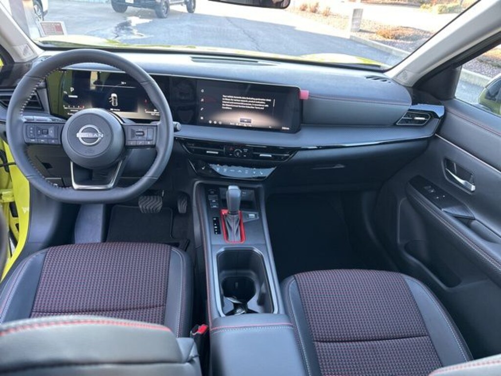 New 2026 Nissan Kicks SR SUV