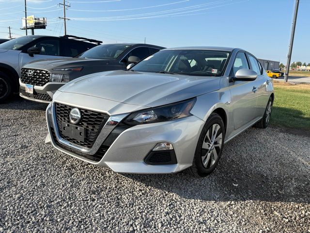 2022 Nissan Altima 2.5 S photo 2