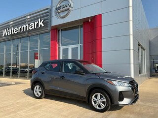 2025 Nissan Kicks Play