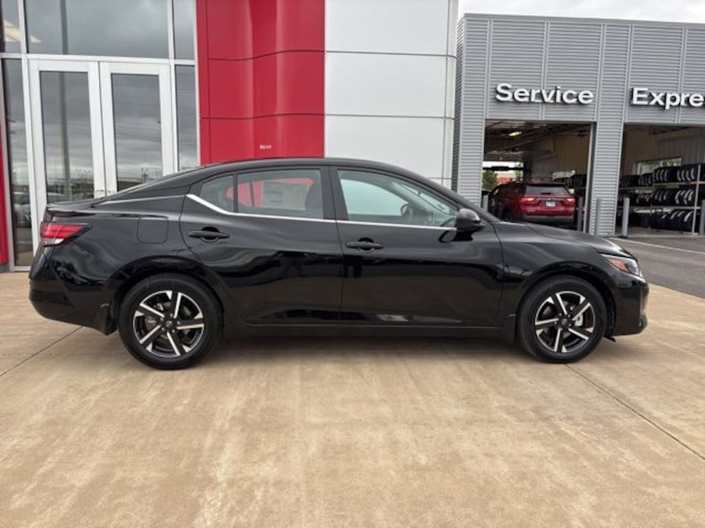 New 2025 Nissan Sentra SV Sedan