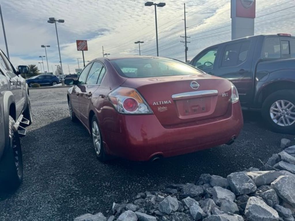 Used 2009 Nissan Altima 2.5 S Sedan