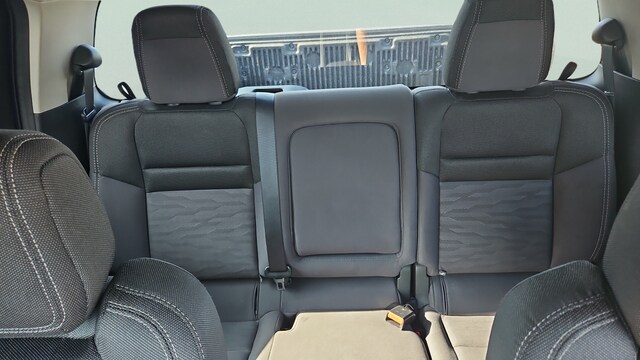 2024 Nissan Frontier SV - Photo 18
