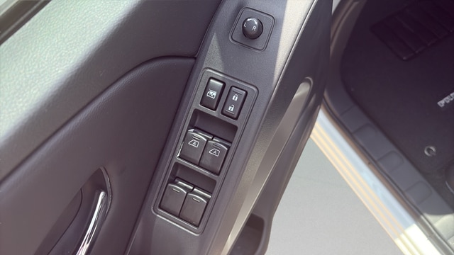 2026 Nissan Frontier SV - Photo 9