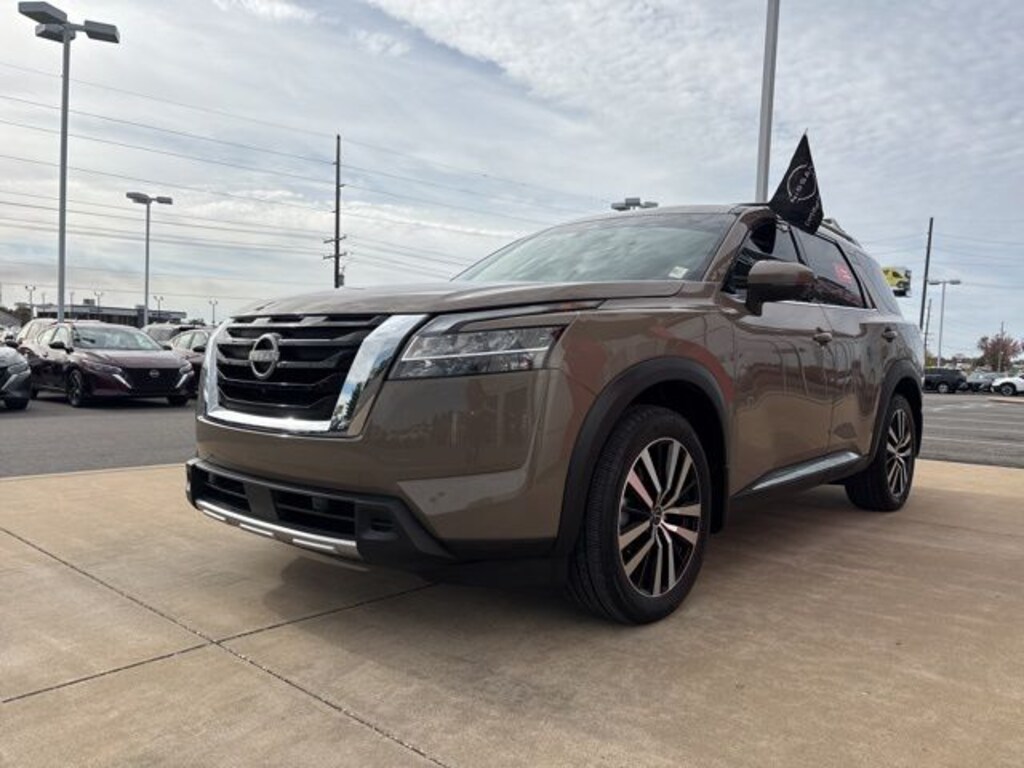 Certified 2024 Nissan Pathfinder Platinum SUV