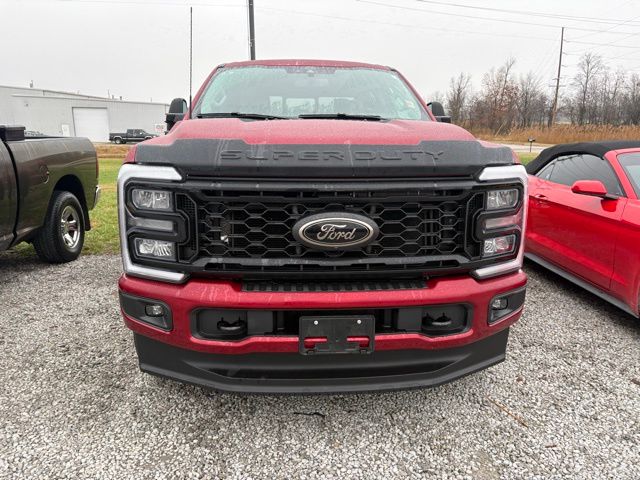 2025 Ford F-250 XLT photo 3