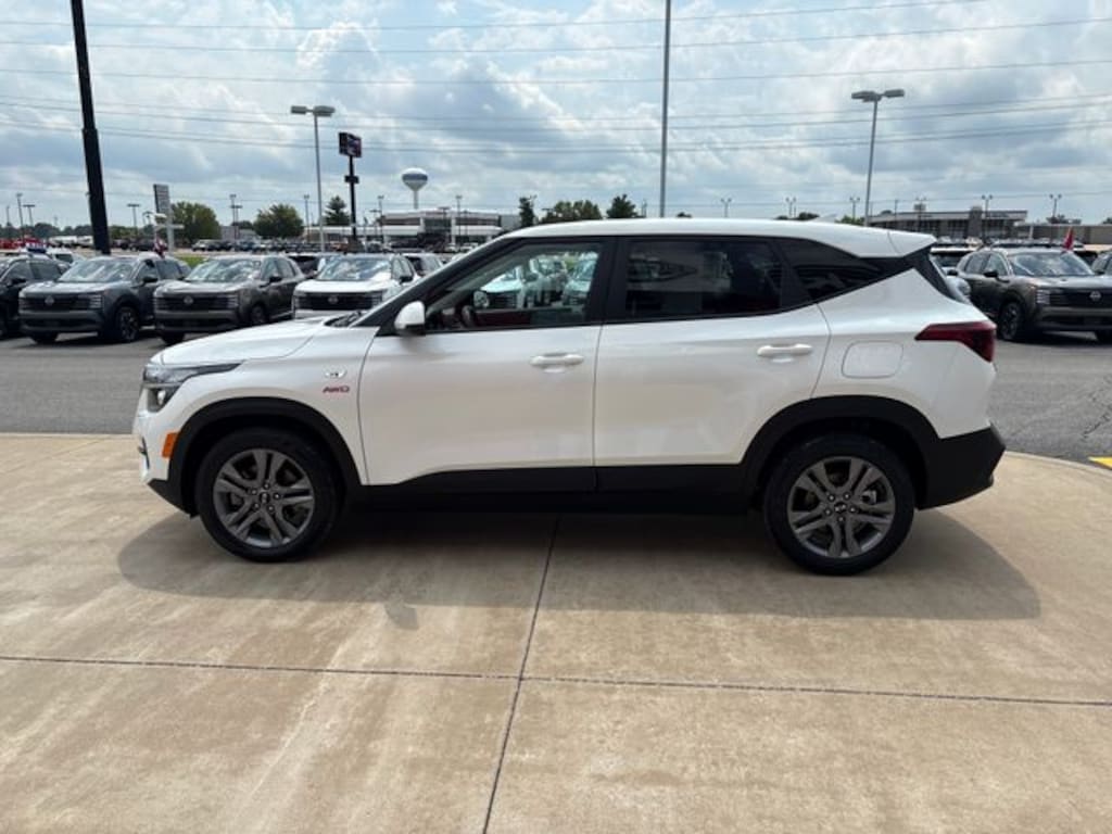 Used 2021 Kia Seltos LX SUV