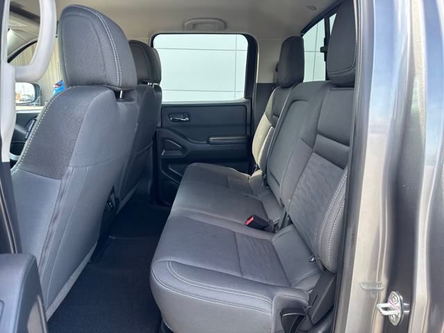 2024 Nissan Frontier SV photo 2