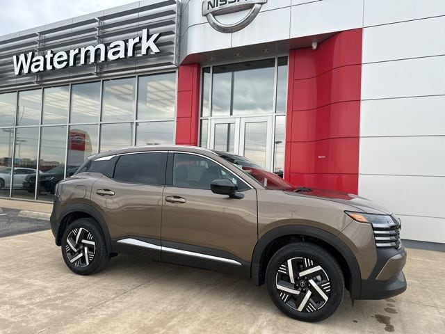 2026 Nissan Kicks 2.0 SV's photo