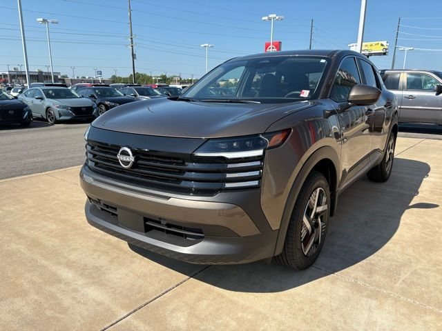 2025 Nissan Kicks SV photo 3