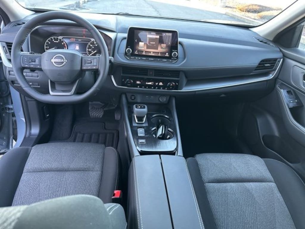 New 2026 Nissan Rogue SV SUV