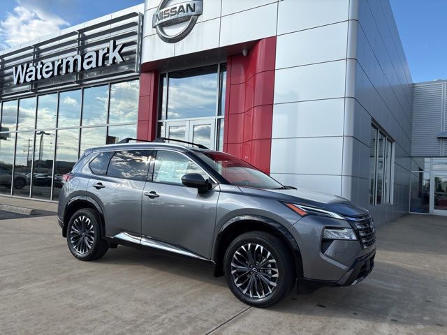 2026 Nissan Rogue Platinum's photo