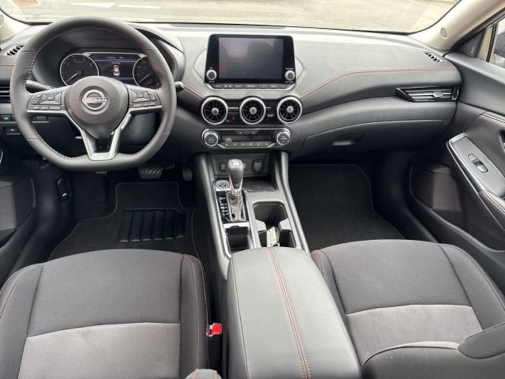 New 2025 Nissan Sentra SR Sedan