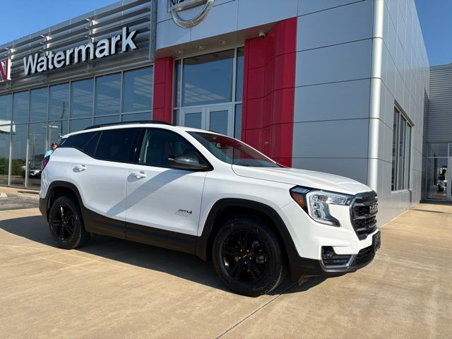 2022 GMC Terrain AT4