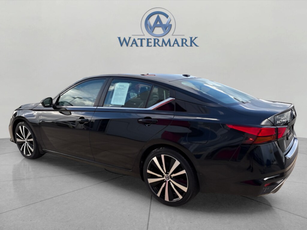Used 2022 Nissan Altima 2.5 SR Sedan