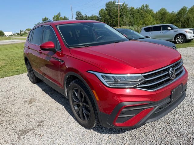 2024 Volkswagen Tiguan 2.0T SE 4Motion's photo