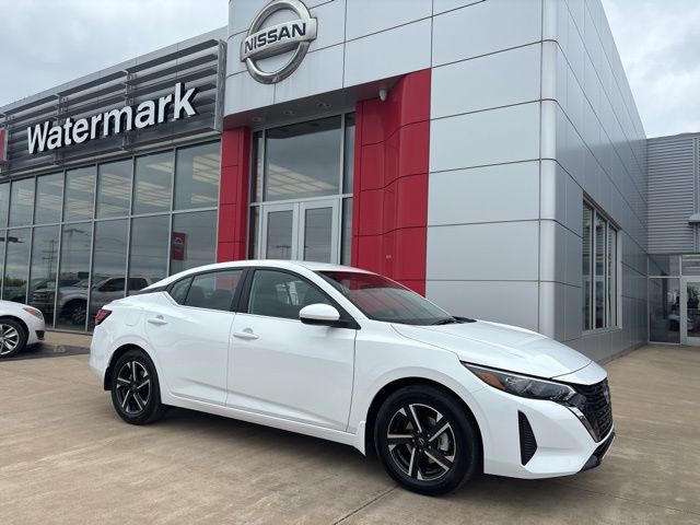 2025 Nissan Sentra SV's photo