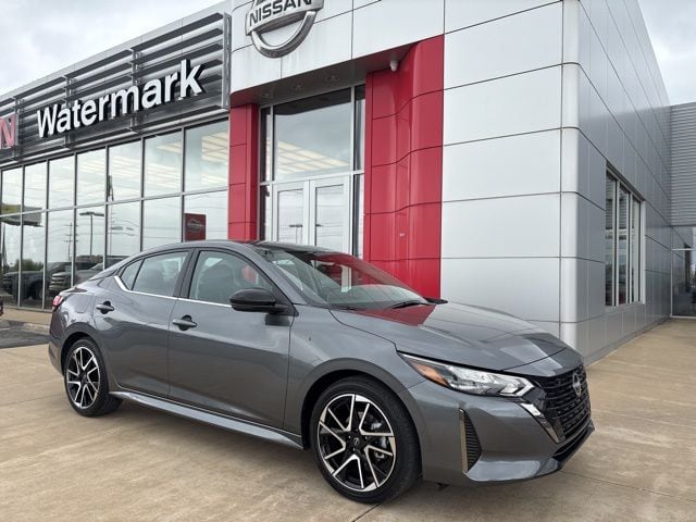 2025 Nissan Sentra SR's photo