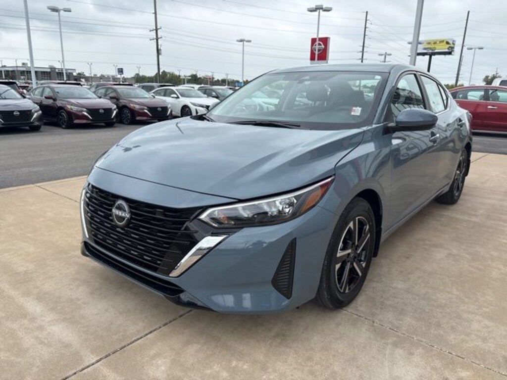 New 2025 Nissan Sentra SV Sedan