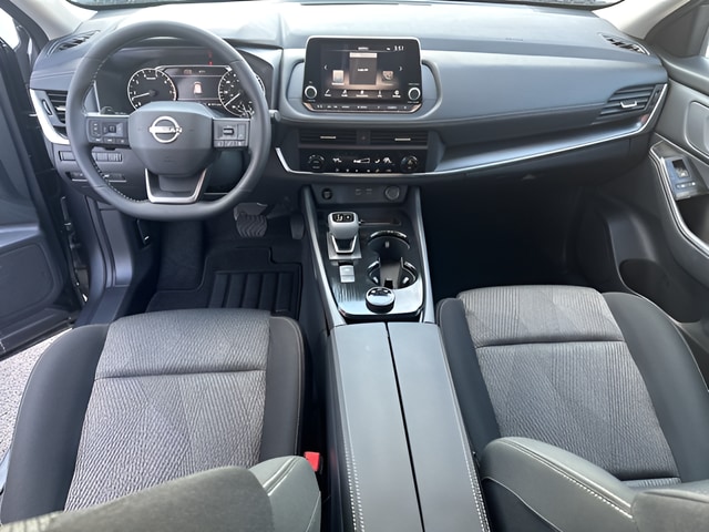 2026 Nissan Rogue SV - Photo 8