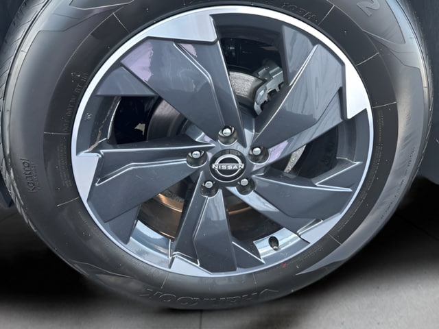 2026 Nissan Rogue SV - Photo 9