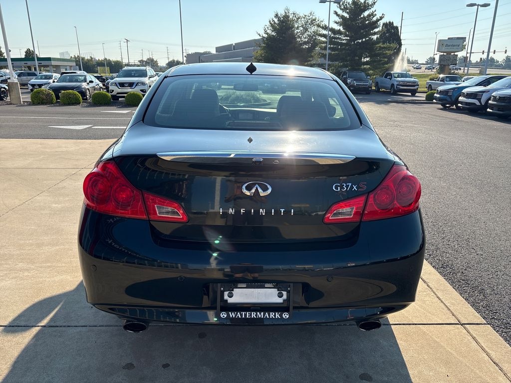 Used 2011 INFINITI G37x Base Sedan