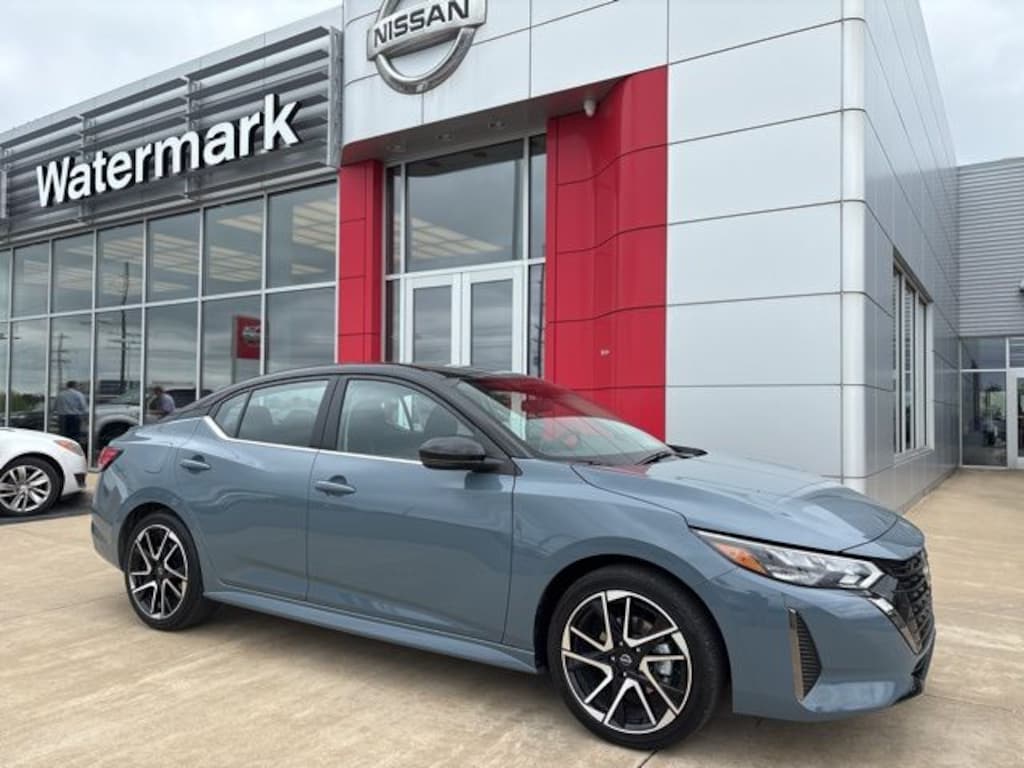 New 2025 Nissan Sentra SR Sedan