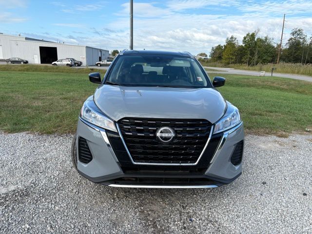 2024 Nissan Kicks SV photo 2