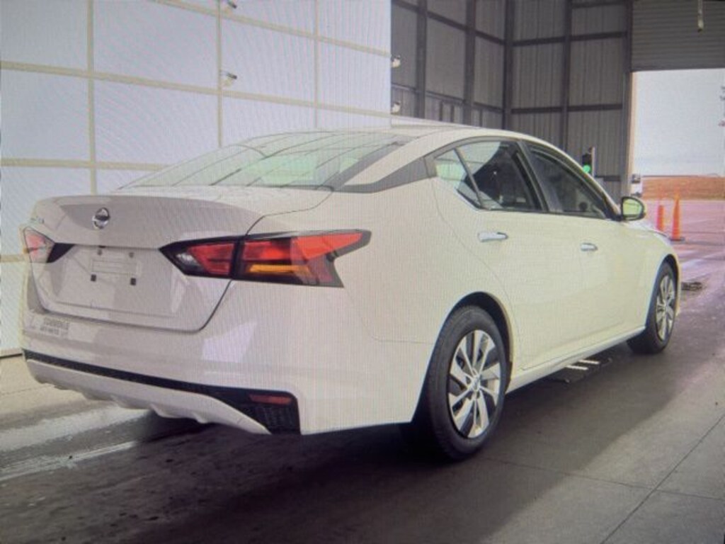 Used 2022 Nissan Altima 2.5 S Sedan
