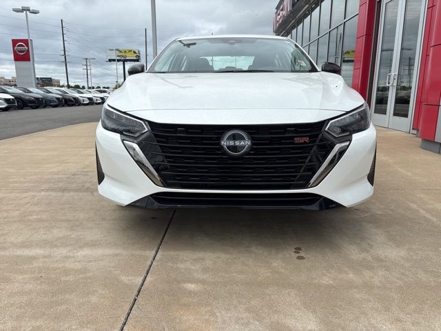 2025 Nissan Sentra SR photo 3