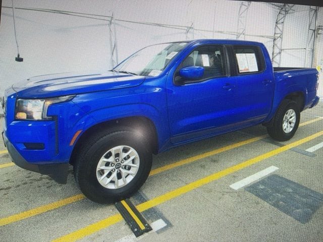 2024 Nissan Frontier SV Crew Cab 4X4 SWB's photo