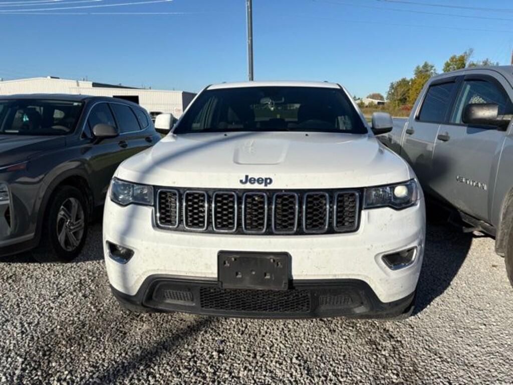 Used 2020 Jeep Grand Cherokee Laredo SUV
