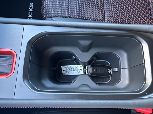 2026 Nissan KICKS SR AWD - Photo 25