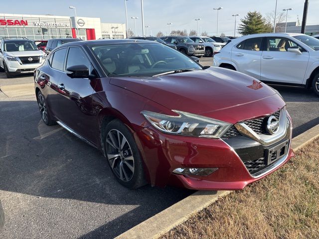 2017 Nissan Maxima Platinum's photo