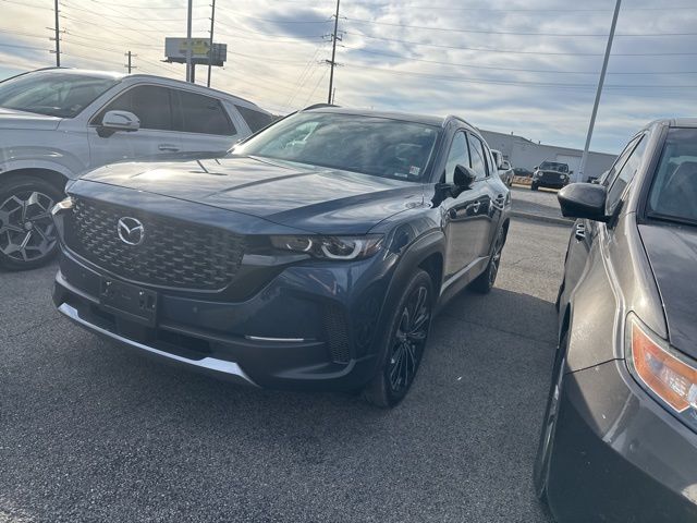 2025 Mazda CX-50 Premium Plus's photo