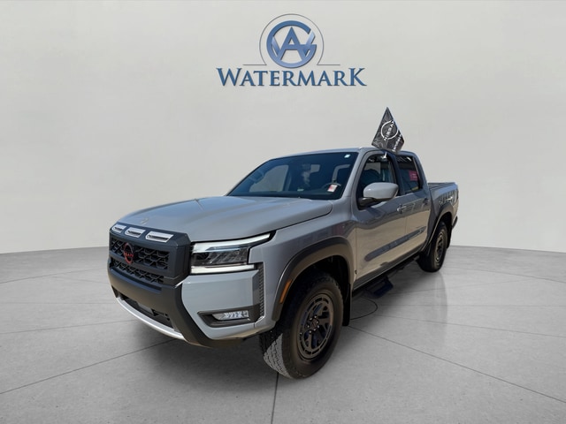 2025 Nissan Frontier PRO-4X Crew Cab 4X4's photo